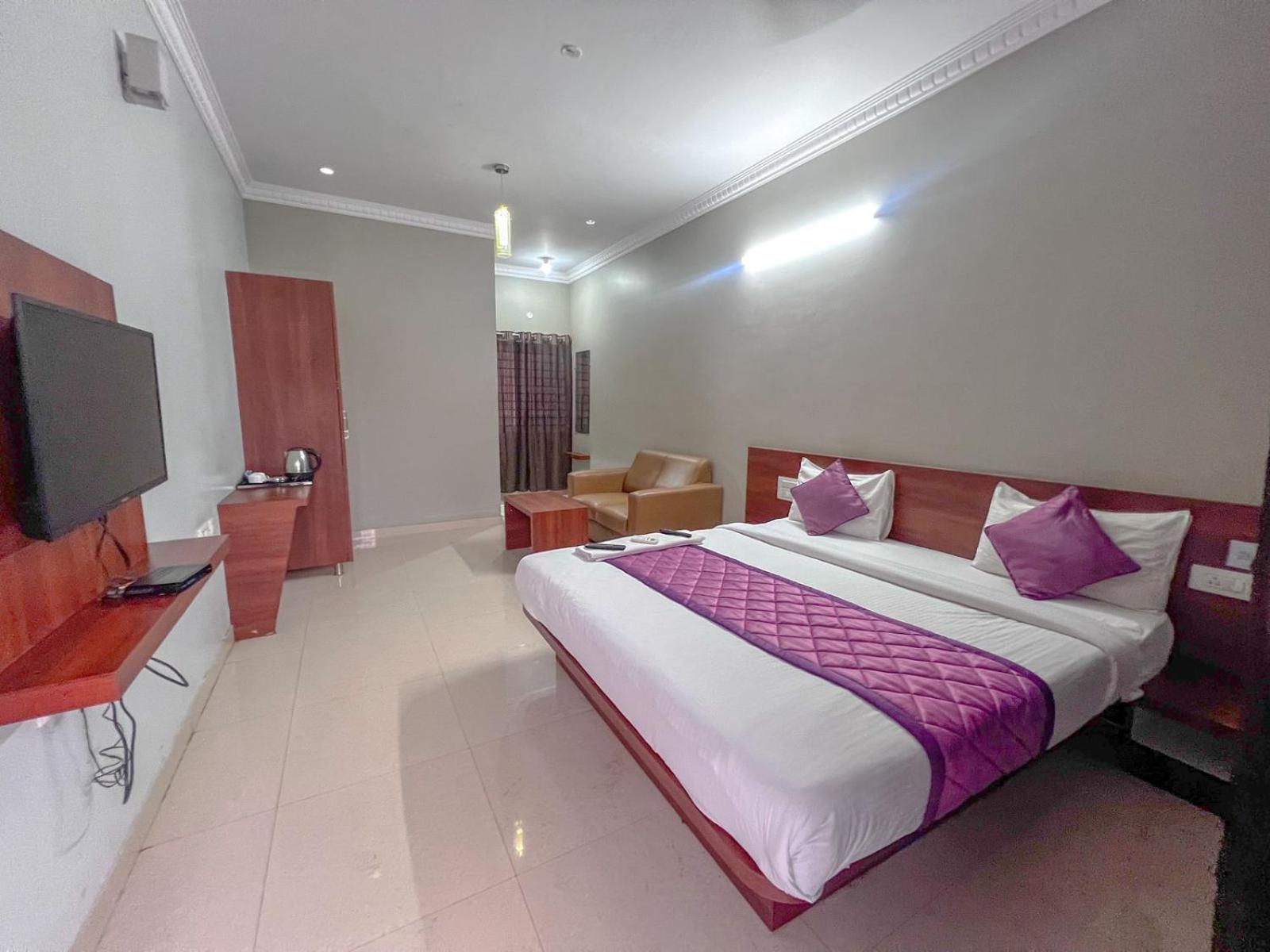Hotel Gateway Suites Bangalore Airport Yelahanka Ngoại thất bức ảnh